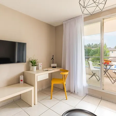Appart'city Classic Bordeaux Aeroport St Jean D'illac Aparthotel
