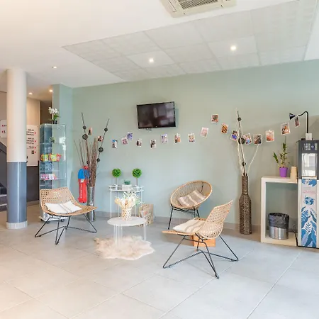 Aparthotel Appart'city Classic Bordeaux Aeroport St Jean D'illac Saint-Jean-d'Illac
