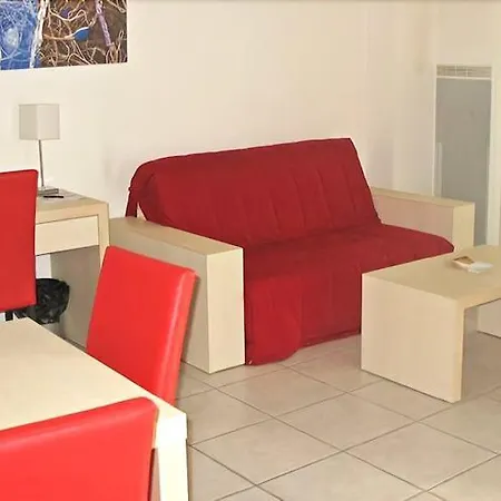 Appart'city Classic Bordeaux Aeroport St Jean D'illac アパートホテル 3*